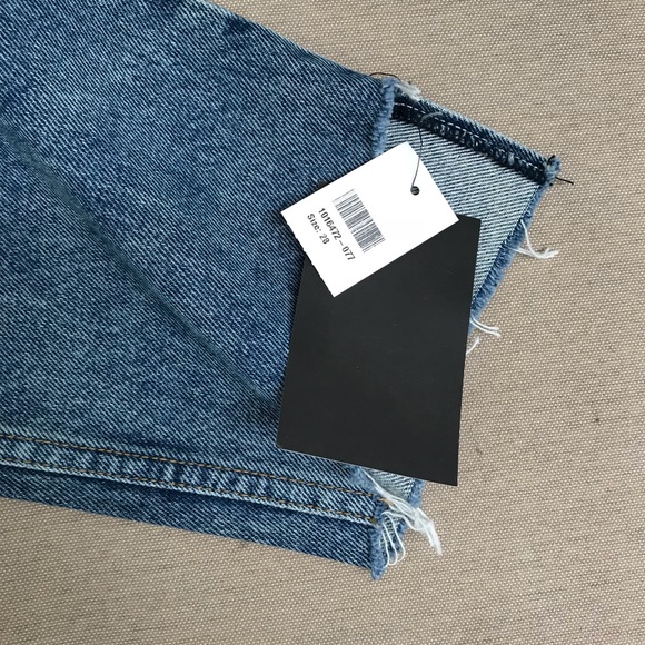 Grlfrnd Helena cropped Straight Leg Jean - Picture 7 of 8